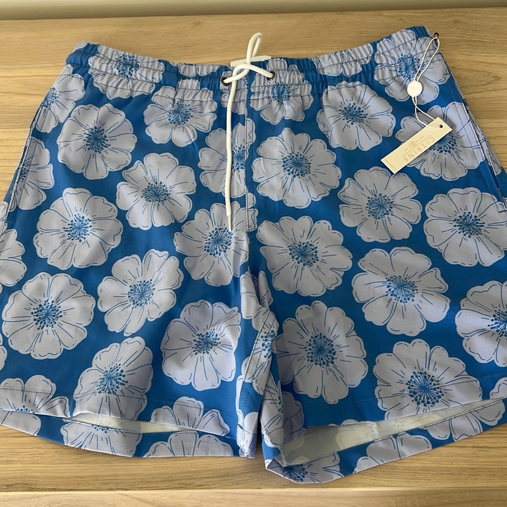 Men’s citrine swim trunks / bottoms - NWT - Size M